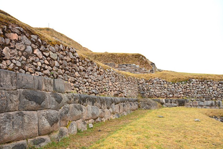 10 Photos that Prove Megalithic Engineers Predated the Inca Builders Dsc_1573-c