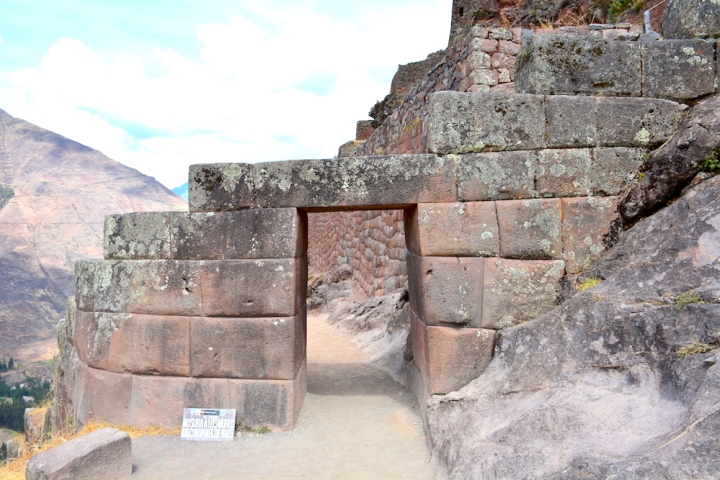 10 Photos that Prove Megalithic Engineers Predated the Inca Builders Dsc_1781
